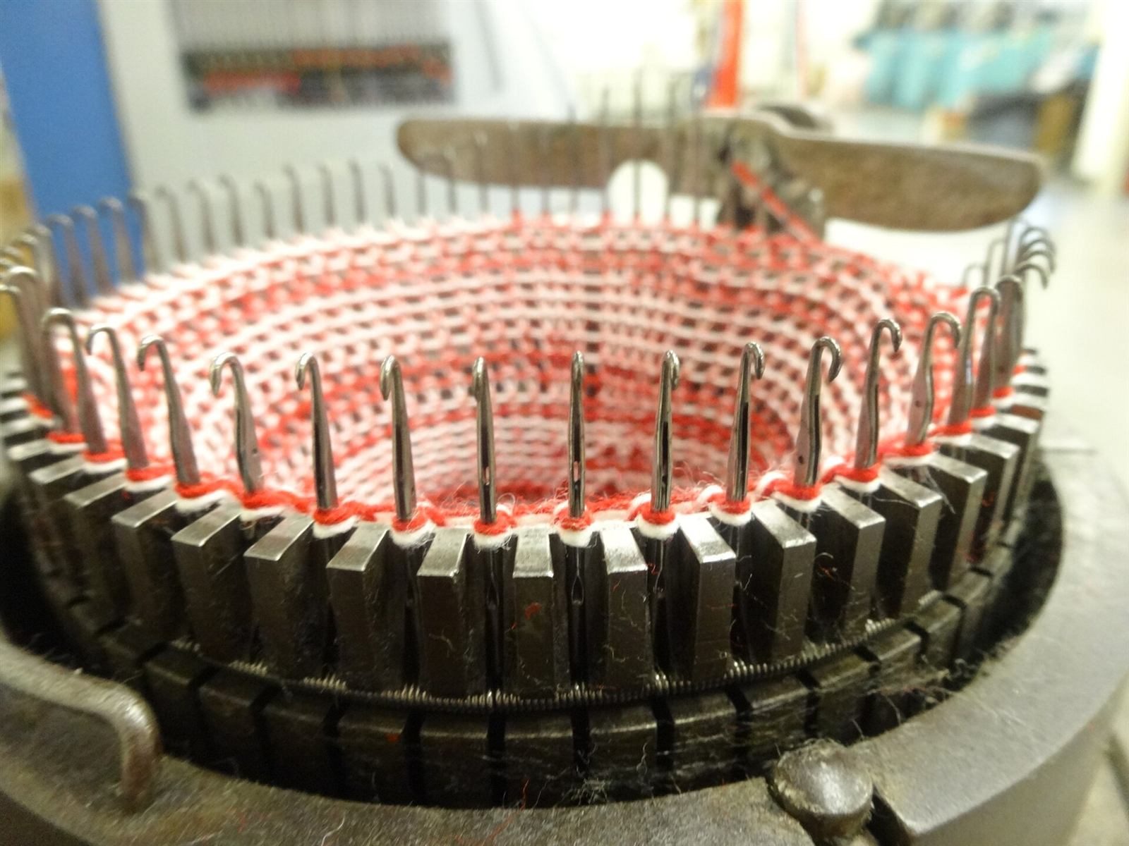 A circular knitting machine